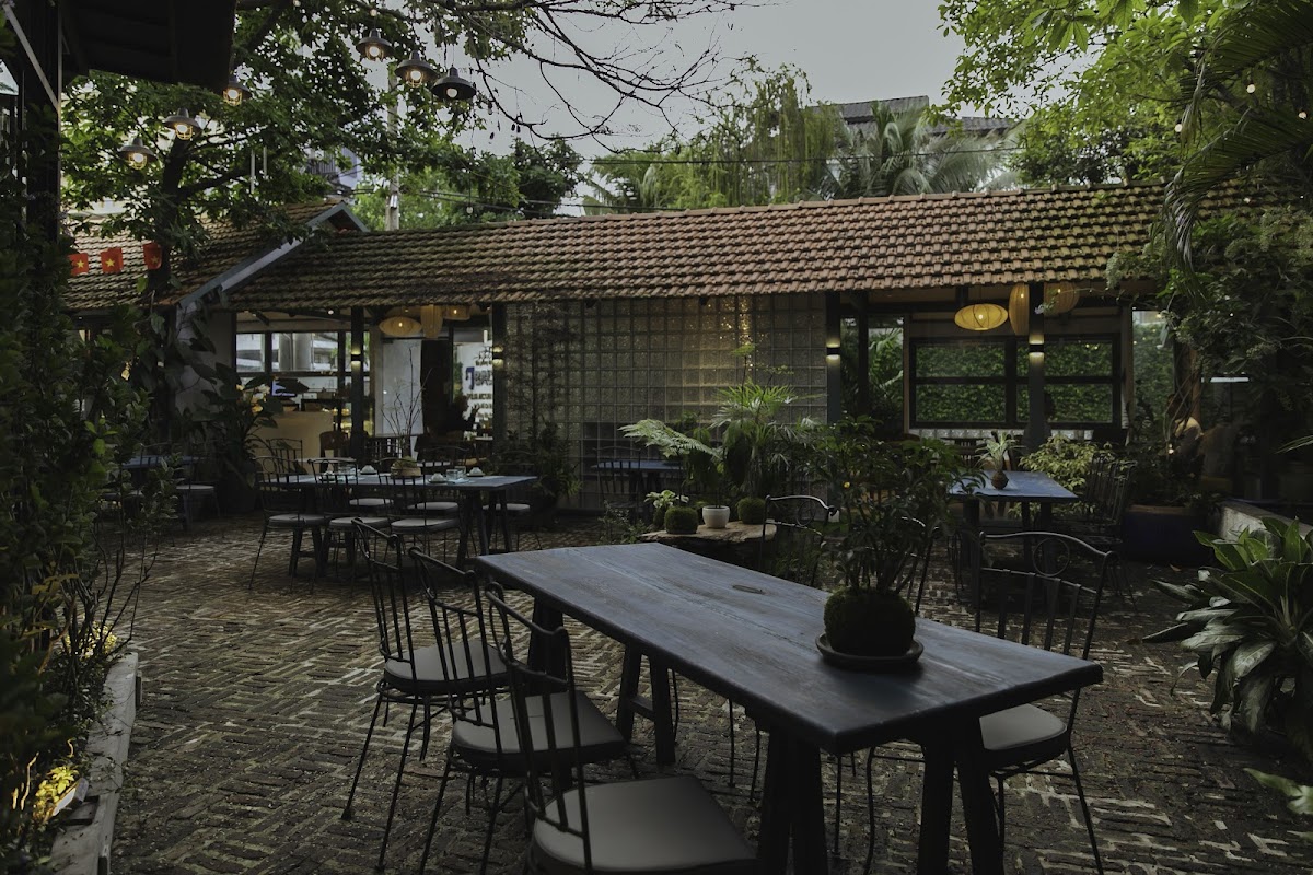 Laang Saigon - Đặng Hữu Phổ