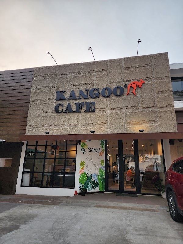 Kangoo's Cafe