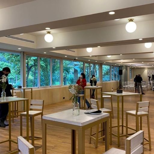 Restaurante La Raza