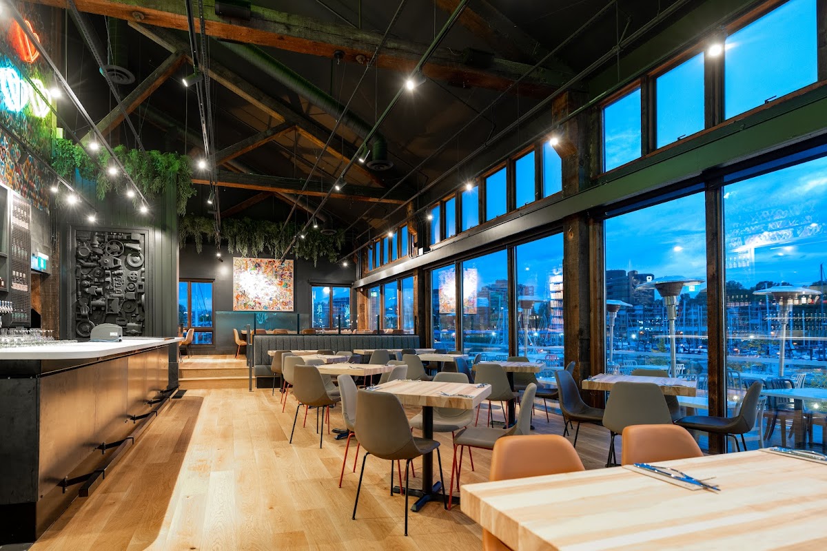 Tap & Barrel • Bridges